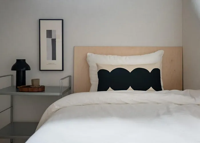 Stroll Seoul, Jongno, Dongmyo, Rooftop, Subway 2min, Luggage Storage Aparthotel