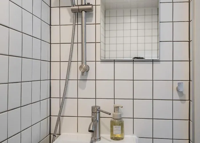 Aparthotel Stroll Seoul, Jongno, Dongmyo, Rooftop, Subway 2min, Luggage Storage 3*